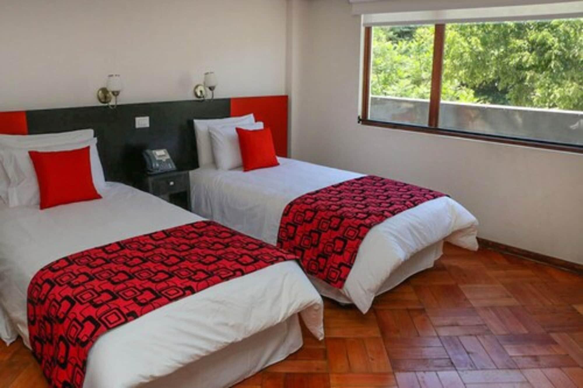 Hotel Plaza Nunoa Сантяго Екстериор снимка