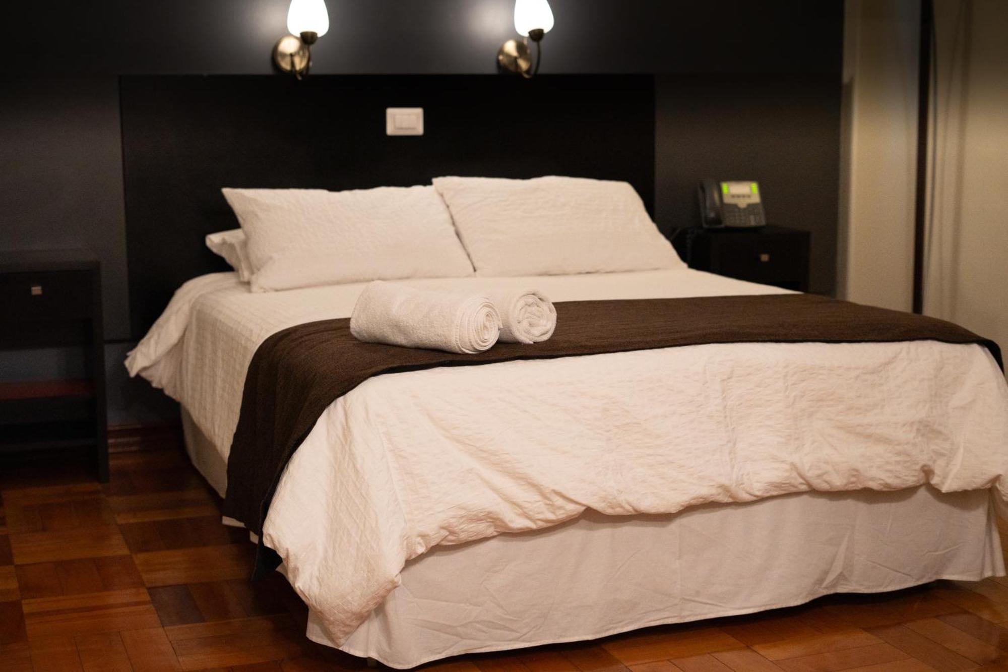 Hotel Plaza Nunoa Сантяго Екстериор снимка